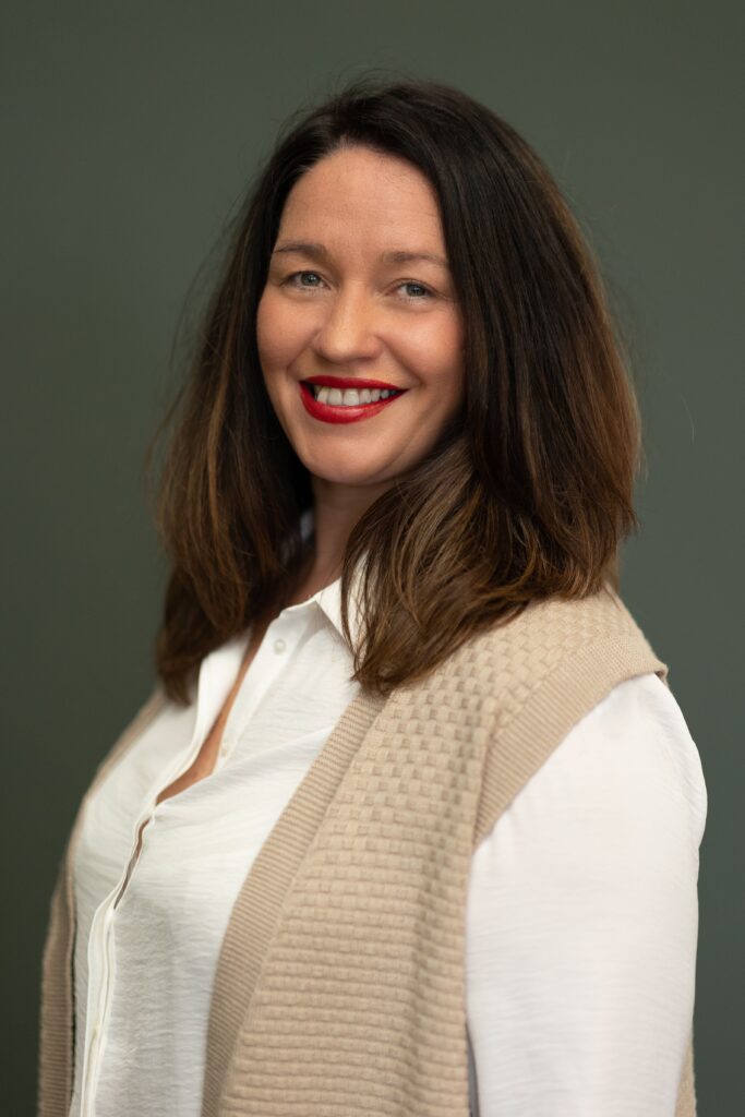 Eleanor McGillie, Communications Director, Worldwide Financial Planning